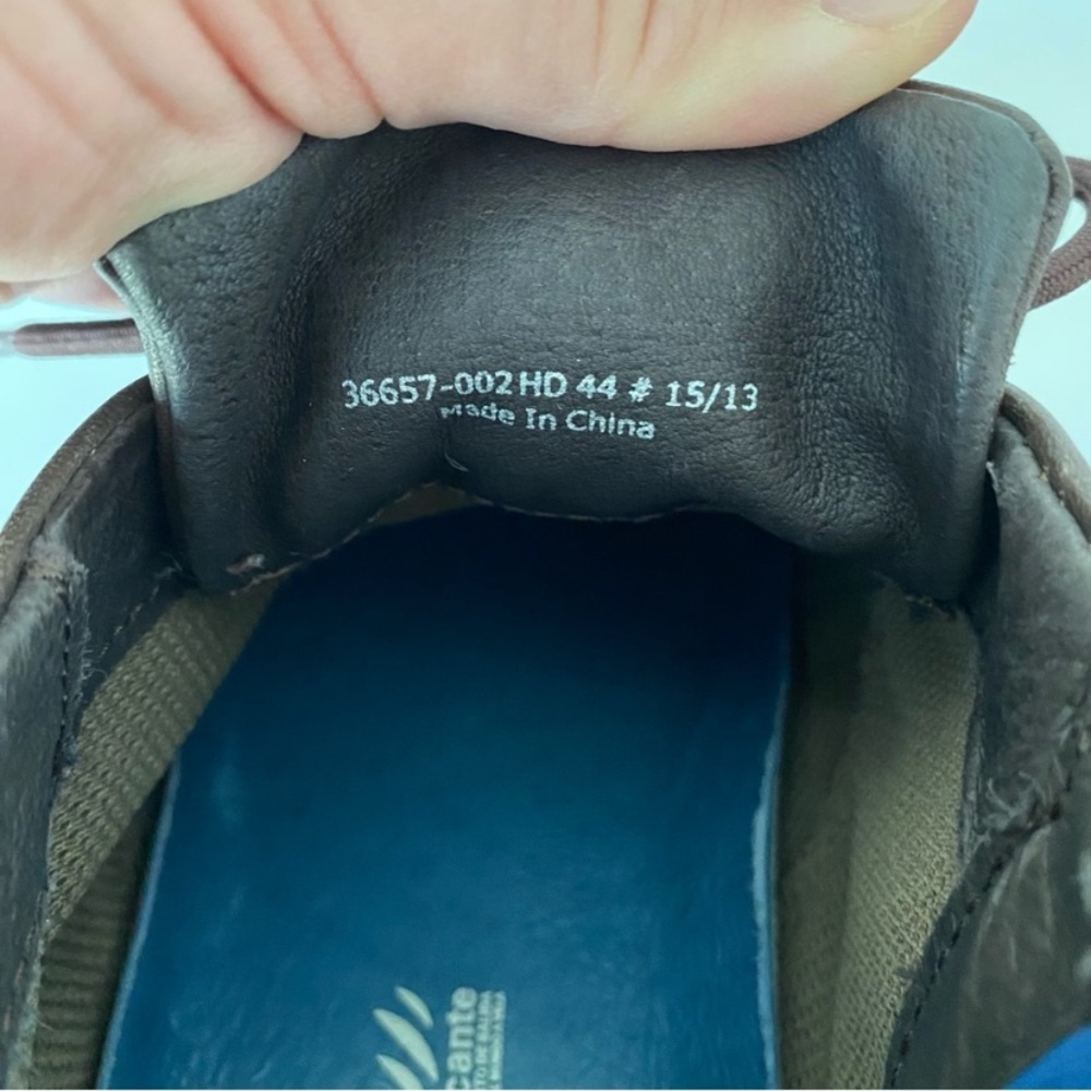 Camper Lace-up Chukka Boots in Brown Leather with Blue Soles, Size US 11, EUC - Picture 12 of 12
